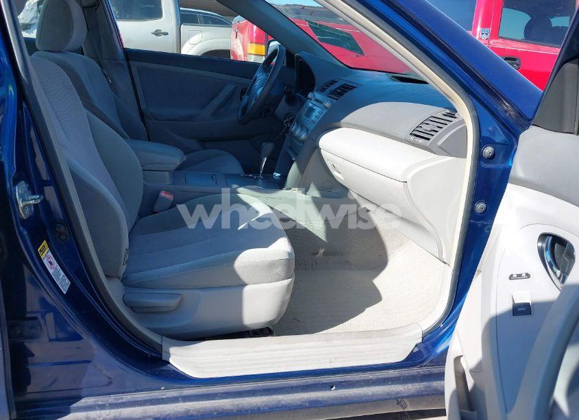 Photo 5 of 2010 Toyota Camry (VIN 4T4BF3EK5AR021165)