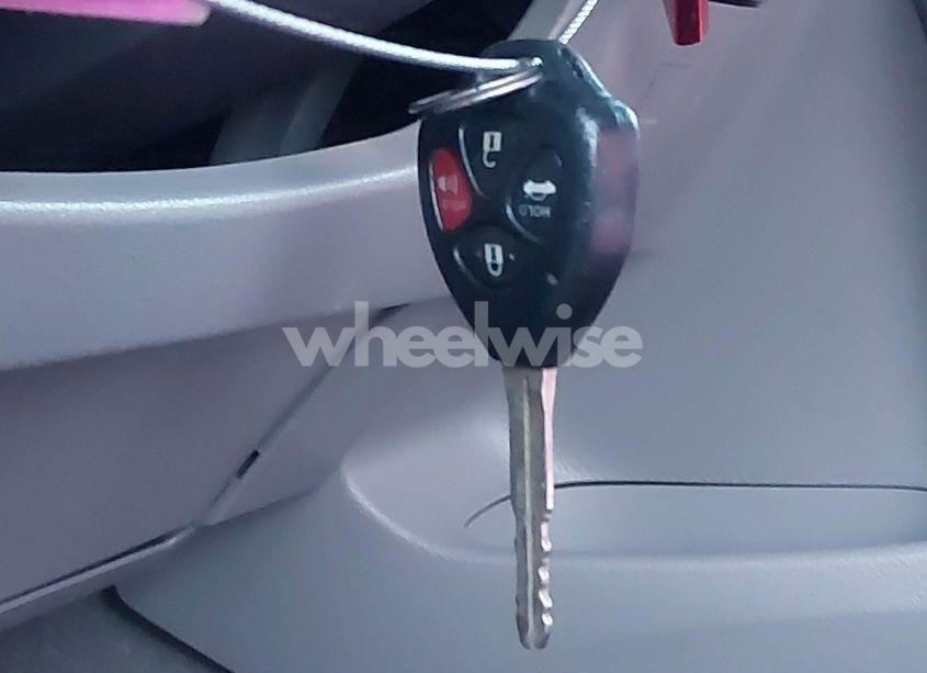 Photo 11 of 2010 Toyota Camry LE (VIN 4T4BF3EK5AR031310)