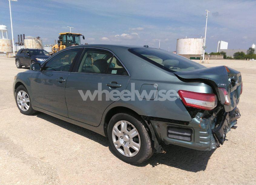 Photo 3 of 2010 Toyota Camry LE (VIN 4T4BF3EK5AR032490)