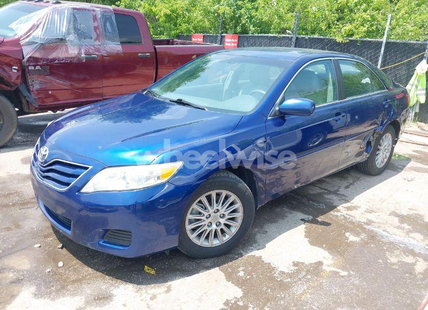 Photo 2 of 2010 Toyota Camry LE (VIN 4T4BF3EK5AR045479)