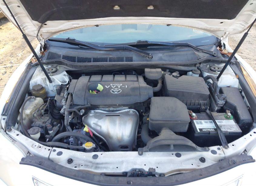 Photo 10 of 2010 Toyota Camry XLE (VIN 4T4BF3EK5AR051654)