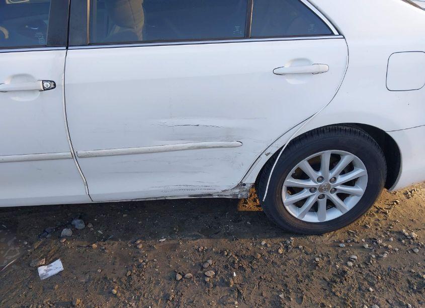 Photo 6 of 2010 Toyota Camry XLE (VIN 4T4BF3EK5AR051654)