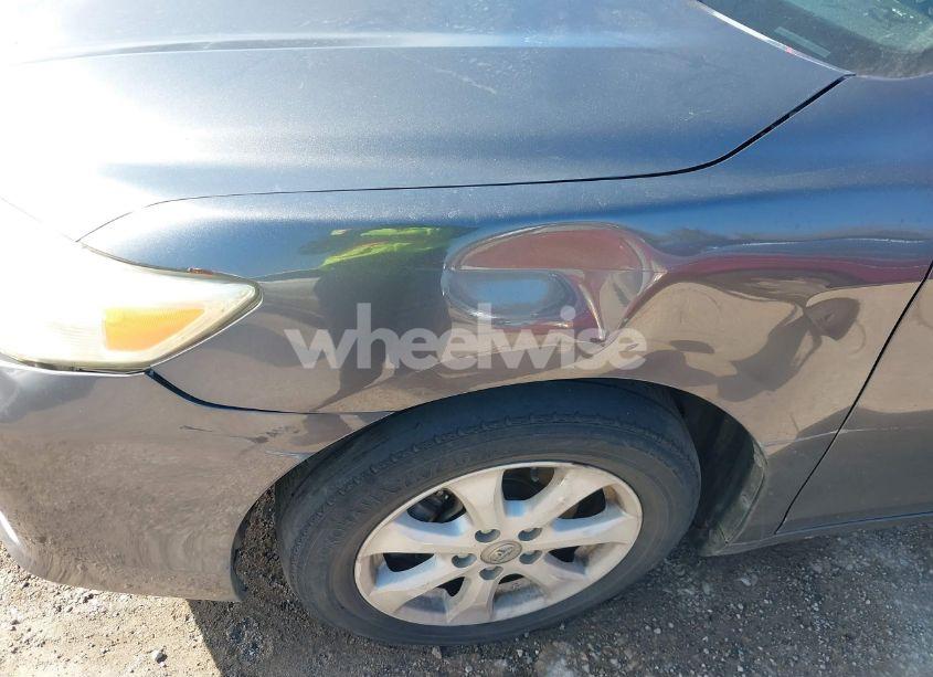 Photo 6 of 2010 Toyota Camry LE (VIN 4T4BF3EK5AR061729)