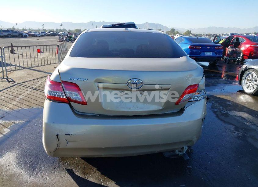 Photo 16 of 2010 Toyota Camry (VIN 4T4BF3EK5AR068101)