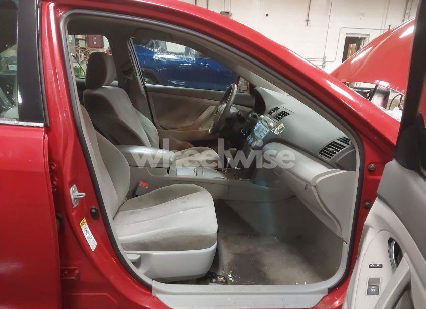 Photo 5 of 2010 Toyota Camry LE (VIN 4T4BF3EK5AR068146)