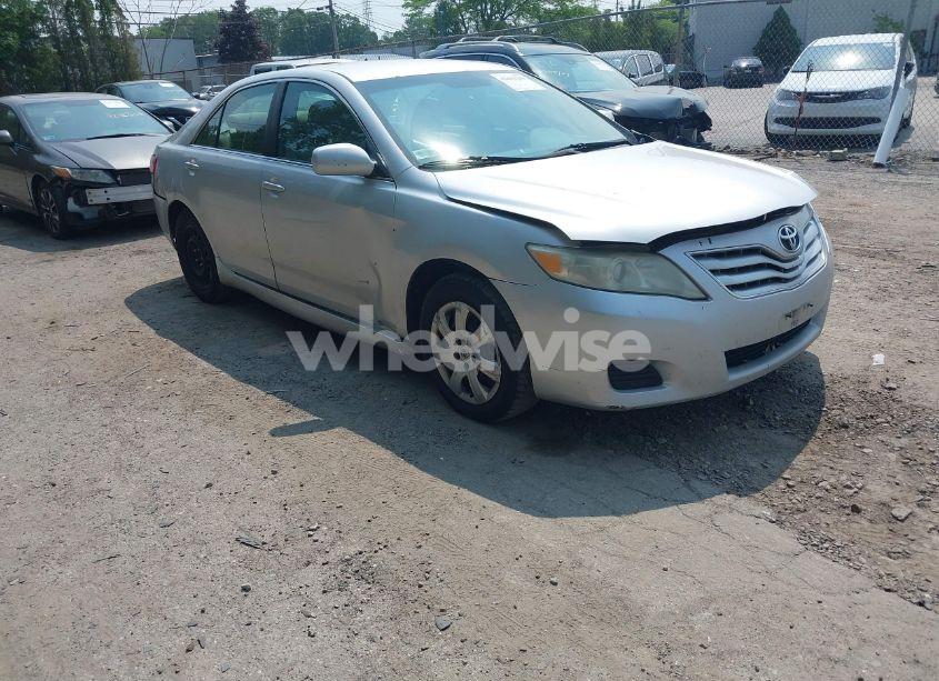 2011 Toyota Camry (VIN 4T4BF3EK5BR089774) main photo