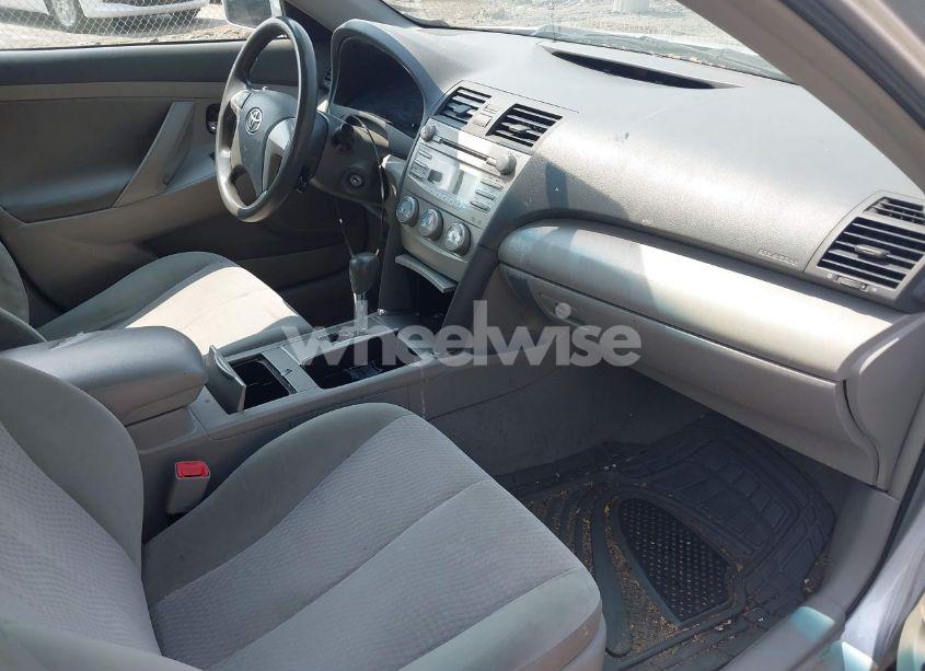 Photo 5 of 2011 Toyota Camry (VIN 4T4BF3EK5BR089774)
