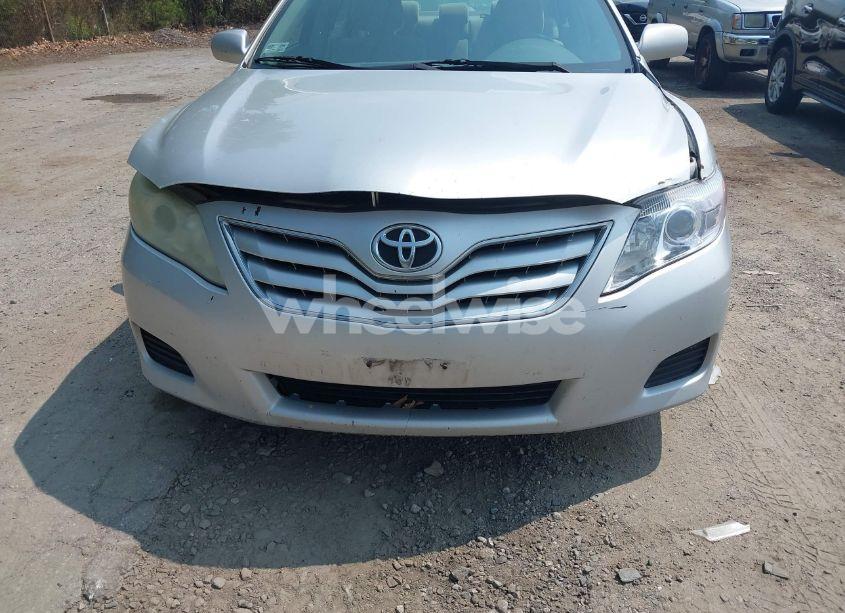 Photo 6 of 2011 Toyota Camry (VIN 4T4BF3EK5BR089774)