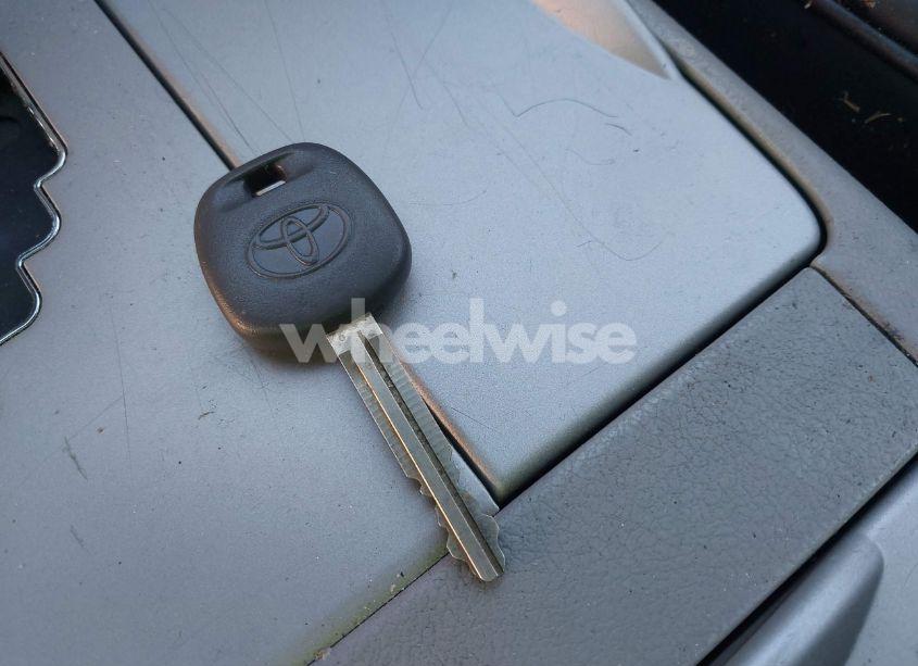 Photo 11 of 2011 Toyota Camry LE (VIN 4T4BF3EK5BR095008)