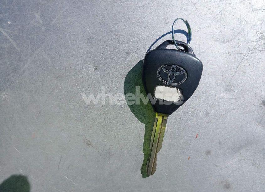 Photo 11 of 2011 Toyota Camry LE (VIN 4T4BF3EK5BR128153)