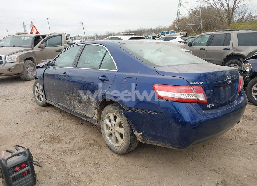 Photo 3 of 2011 Toyota Camry LE (VIN 4T4BF3EK5BR155594)