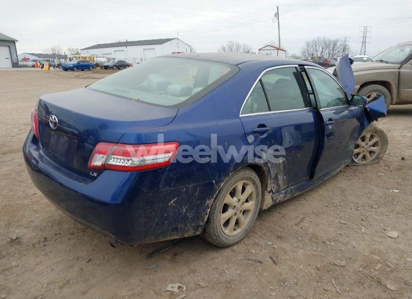 Photo 4 of 2011 Toyota Camry LE (VIN 4T4BF3EK5BR155594)