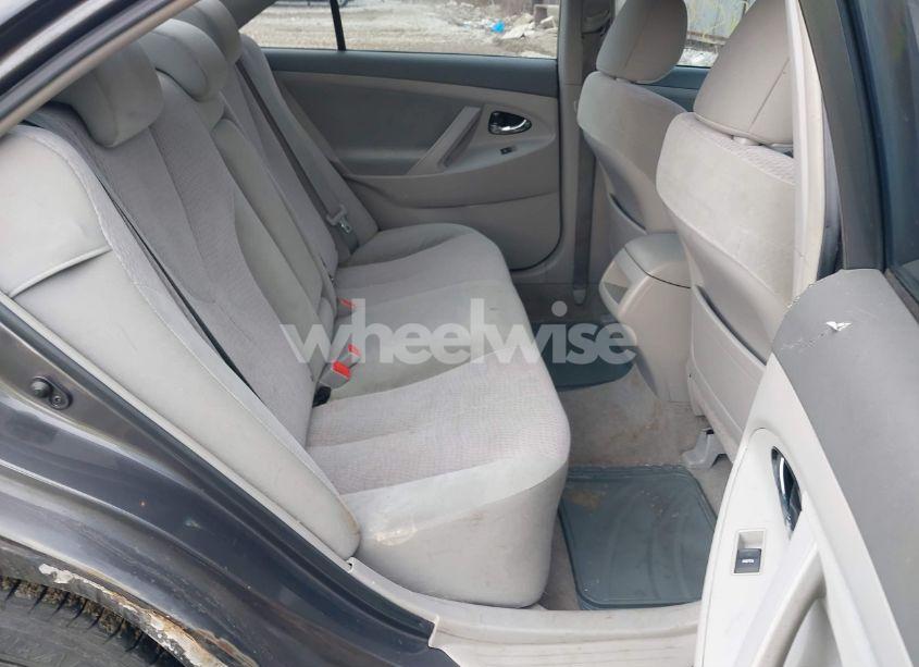 Photo 8 of 2011 Toyota Camry LE (VIN 4T4BF3EK5BR169088)