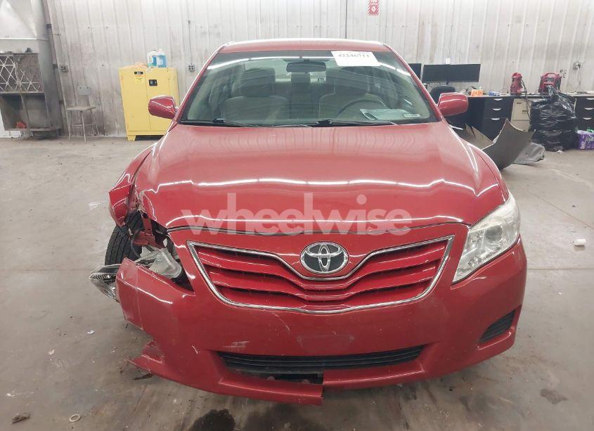 Photo 13 of 2011 Toyota Camry LE (VIN 4T4BF3EK5BR173111)