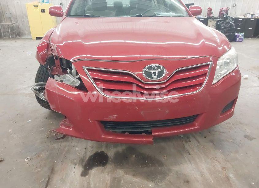 Photo 6 of 2011 Toyota Camry LE (VIN 4T4BF3EK5BR173111)