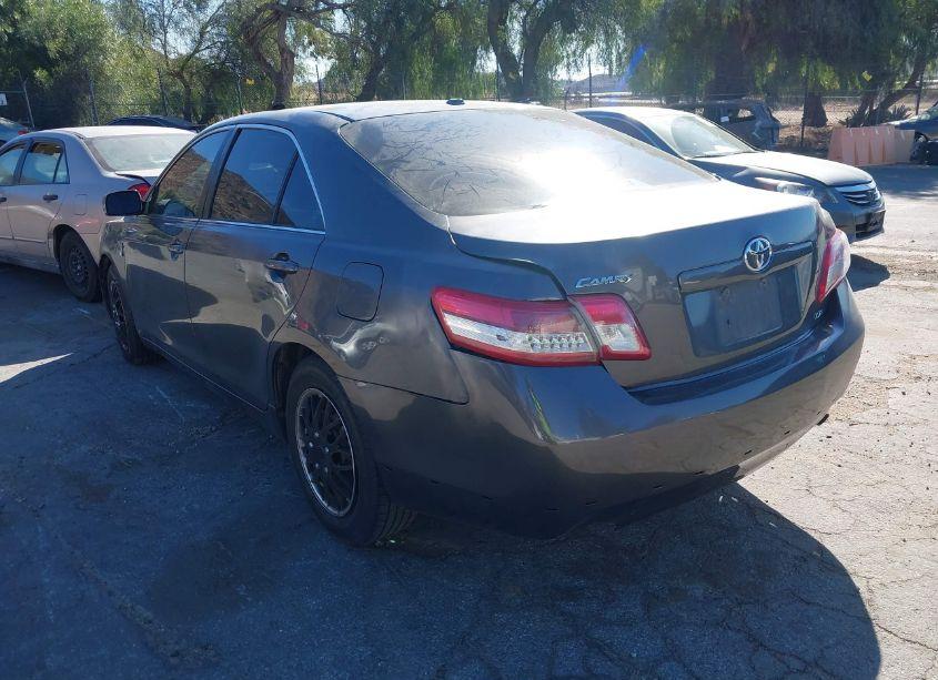 Photo 3 of 2011 Toyota Camry LE (VIN 4T4BF3EK5BR183511)