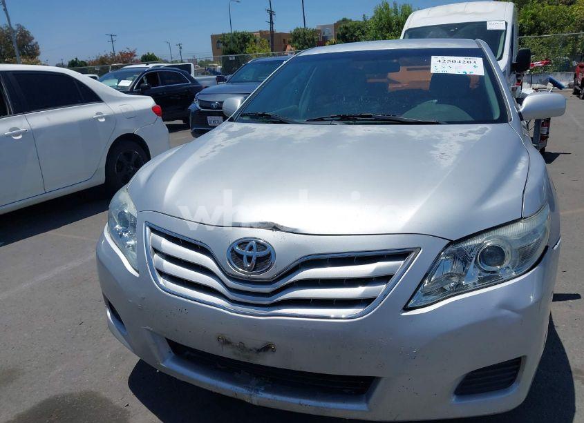 Photo 12 of 2011 Toyota Camry LE (VIN 4T4BF3EK5BR198672)