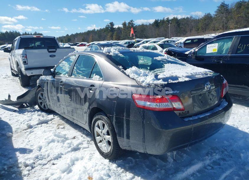 Photo 3 of 2011 Toyota Camry LE (VIN 4T4BF3EK5BR200923)