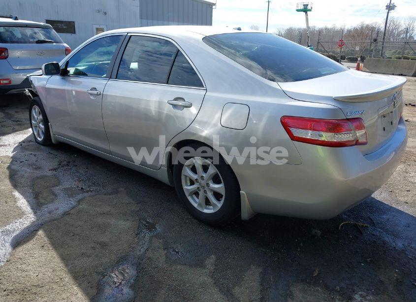 Photo 3 of 2011 Toyota Camry LE (VIN 4T4BF3EK5BR203885)