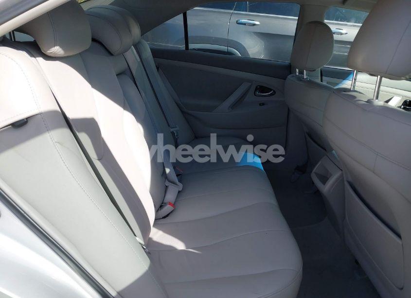 Photo 8 of 2011 Toyota Camry LE (VIN 4T4BF3EK5BR203885)