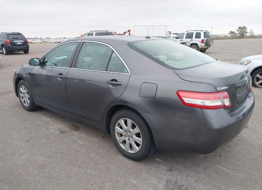 Photo 3 of 2011 Toyota Camry LE (VIN 4T4BF3EK5BR216894)