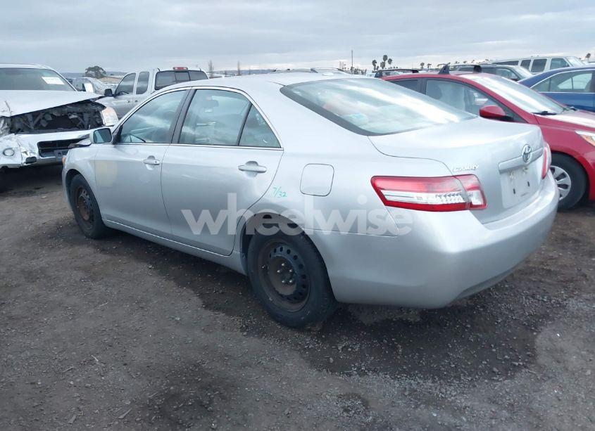 Photo 3 of 2011 Toyota Camry LE (VIN 4T4BF3EK5BR218757)