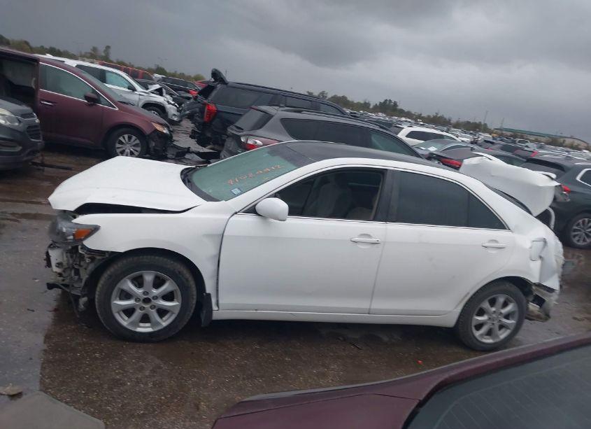 Photo 14 of 2011 Toyota Camry LE (VIN 4T4BF3EK5BR218967)