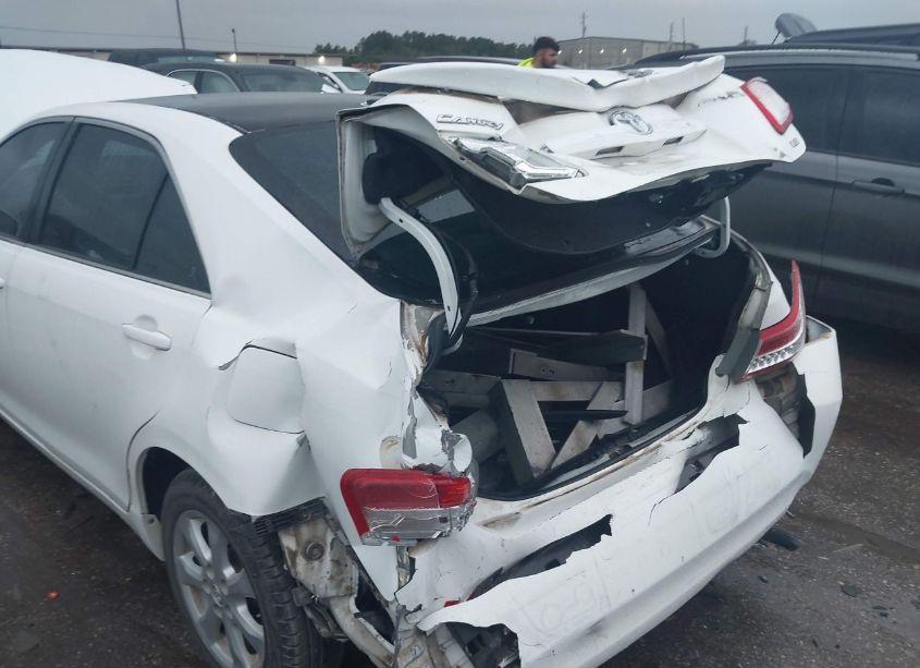 Photo 6 of 2011 Toyota Camry LE (VIN 4T4BF3EK5BR218967)