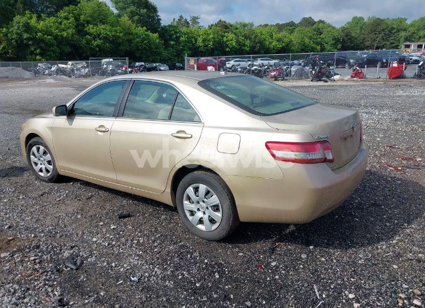 Photo 3 of 2010 Toyota Camry LE (VIN 4T4BF3EK6AR015004)