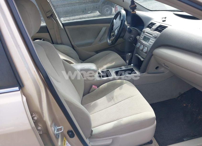 Photo 5 of 2010 Toyota Camry LE (VIN 4T4BF3EK6AR015004)