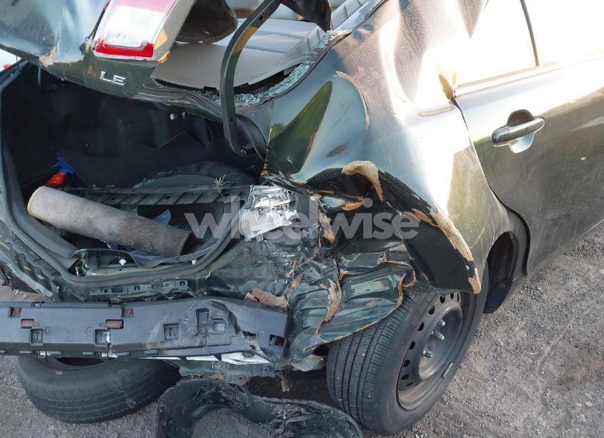 Photo 6 of 2010 Toyota Camry LE (VIN 4T4BF3EK6AR016900)