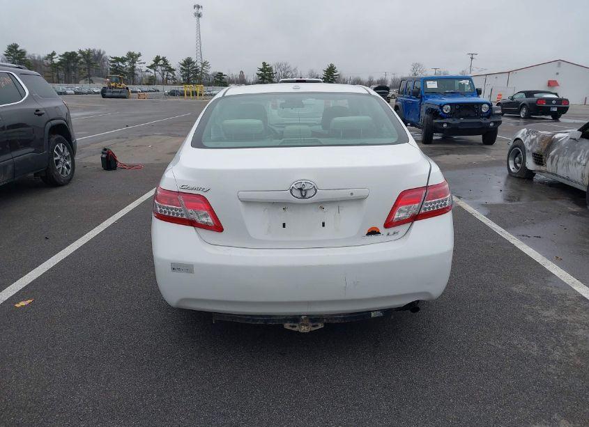 Photo 17 of 2010 Toyota Camry LE (VIN 4T4BF3EK6AR026651)