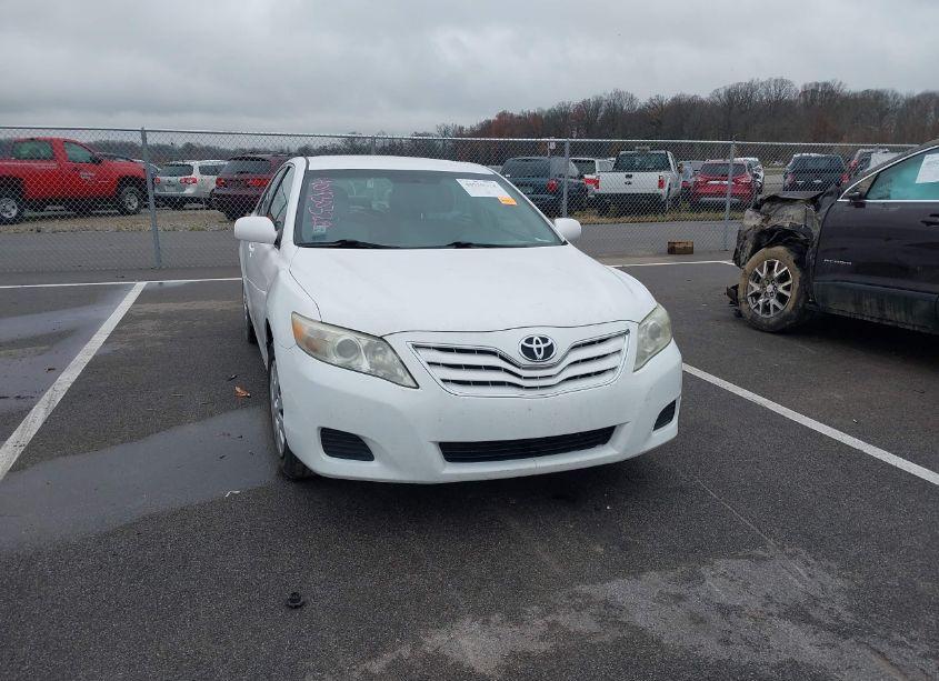 Photo 18 of 2010 Toyota Camry LE (VIN 4T4BF3EK6AR026651)