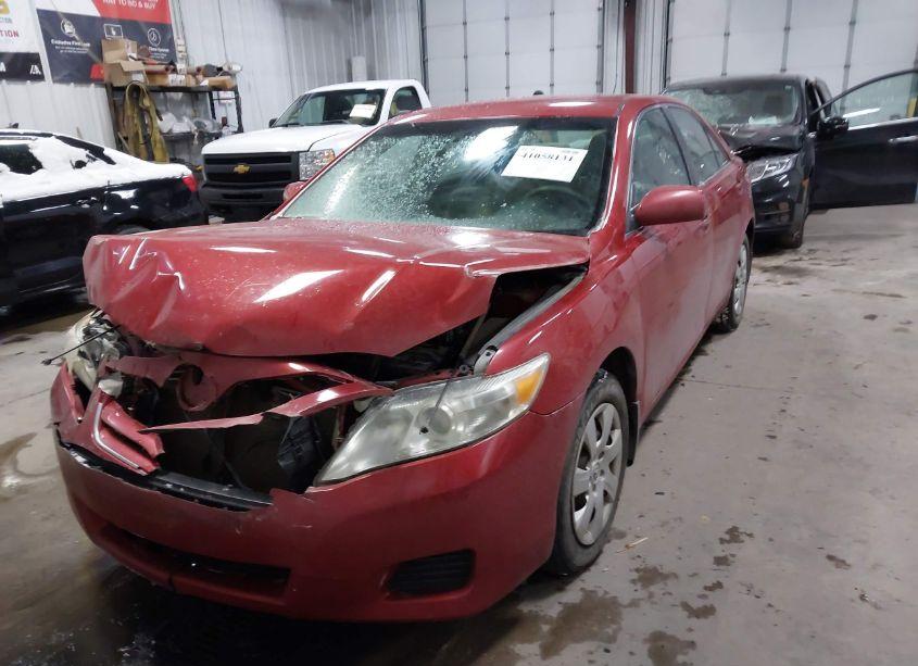 Photo 2 of 2010 Toyota Camry LE (VIN 4T4BF3EK6AR033468)