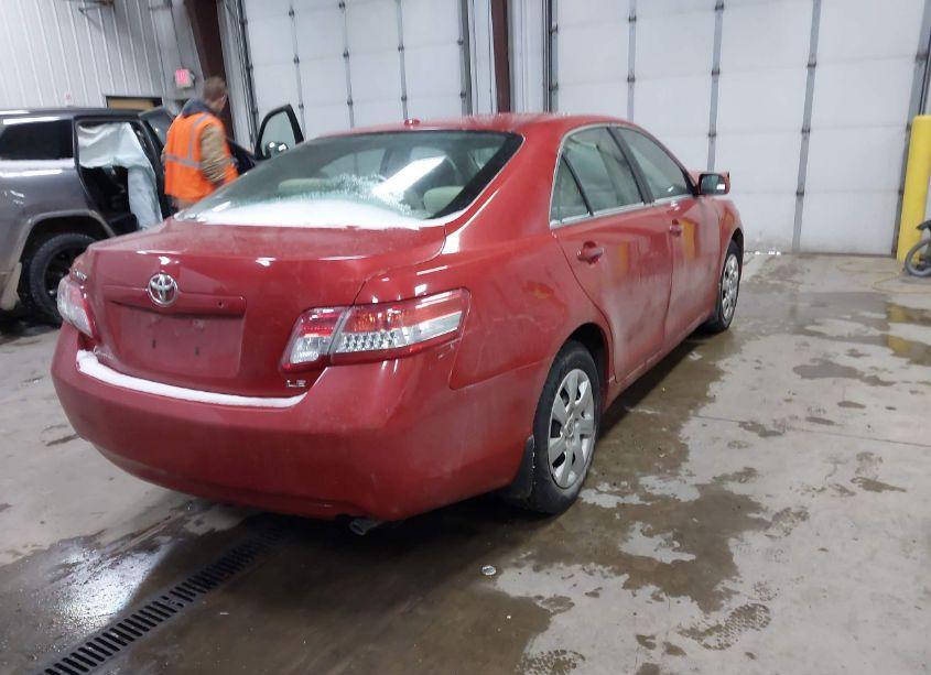 Photo 4 of 2010 Toyota Camry LE (VIN 4T4BF3EK6AR033468)