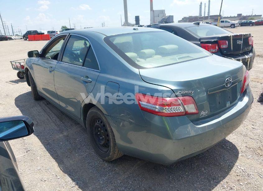 Photo 3 of 2010 Toyota Camry LE (VIN 4T4BF3EK6AR040355)