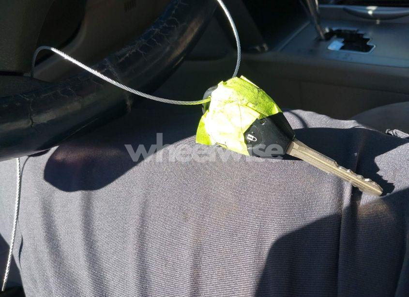 Photo 11 of 2010 Toyota Camry LE (VIN 4T4BF3EK6AR041909)