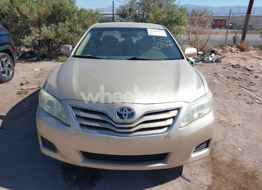 Photo 12 of 2010 Toyota Camry LE (VIN 4T4BF3EK6AR041909)