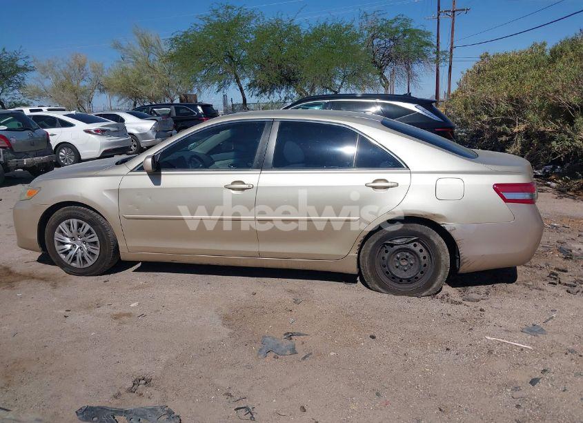 Photo 14 of 2010 Toyota Camry LE (VIN 4T4BF3EK6AR041909)