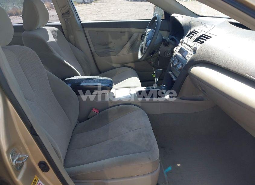 Photo 5 of 2010 Toyota Camry LE (VIN 4T4BF3EK6AR041909)