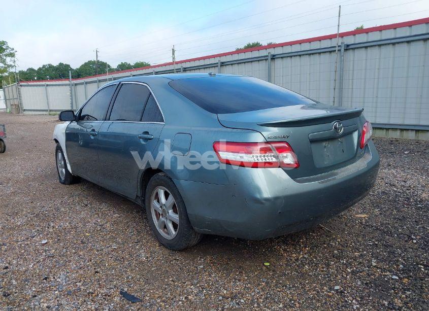 Photo 3 of 2010 Toyota Camry LE (VIN 4T4BF3EK6AR060895)
