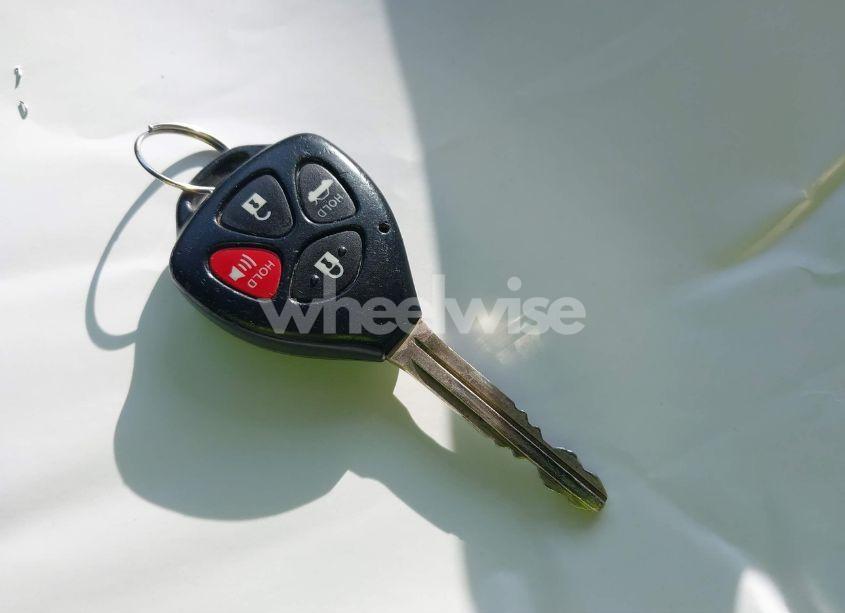 Photo 11 of 2010 Toyota Camry LE (VIN 4T4BF3EK6AR065692)