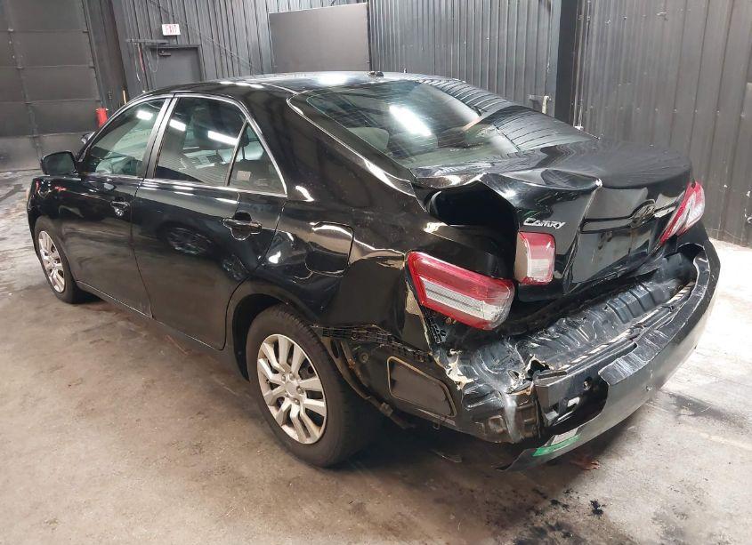 Photo 3 of 2010 Toyota Camry LE (VIN 4T4BF3EK6AR066986)