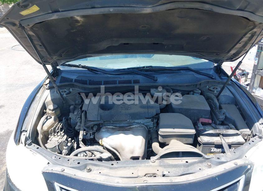 Photo 10 of 2010 Toyota Camry LE (VIN 4T4BF3EK6AR081942)