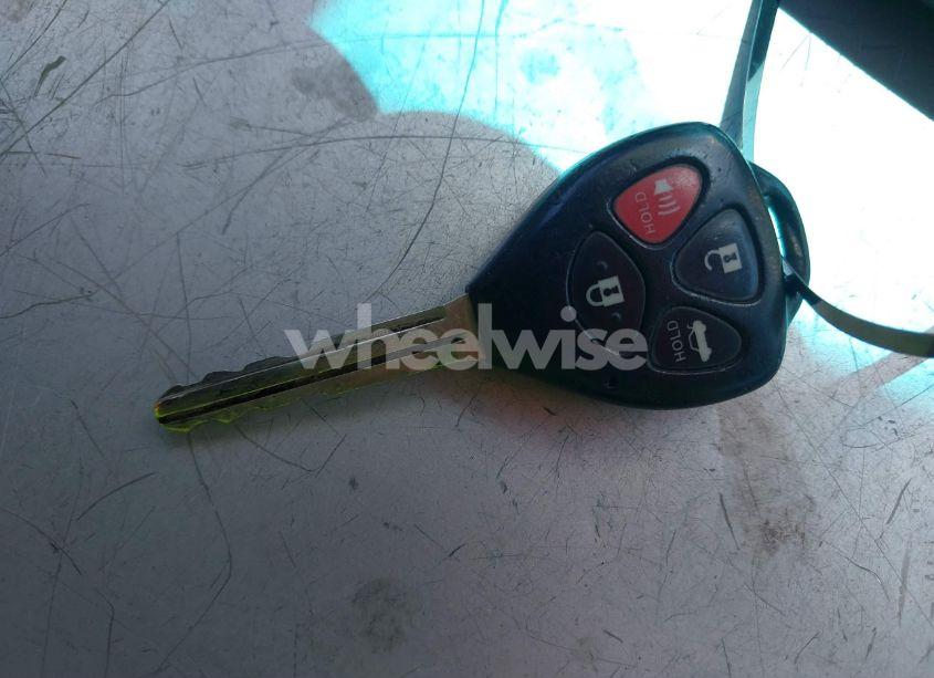 Photo 11 of 2010 Toyota Camry LE (VIN 4T4BF3EK6AR081942)