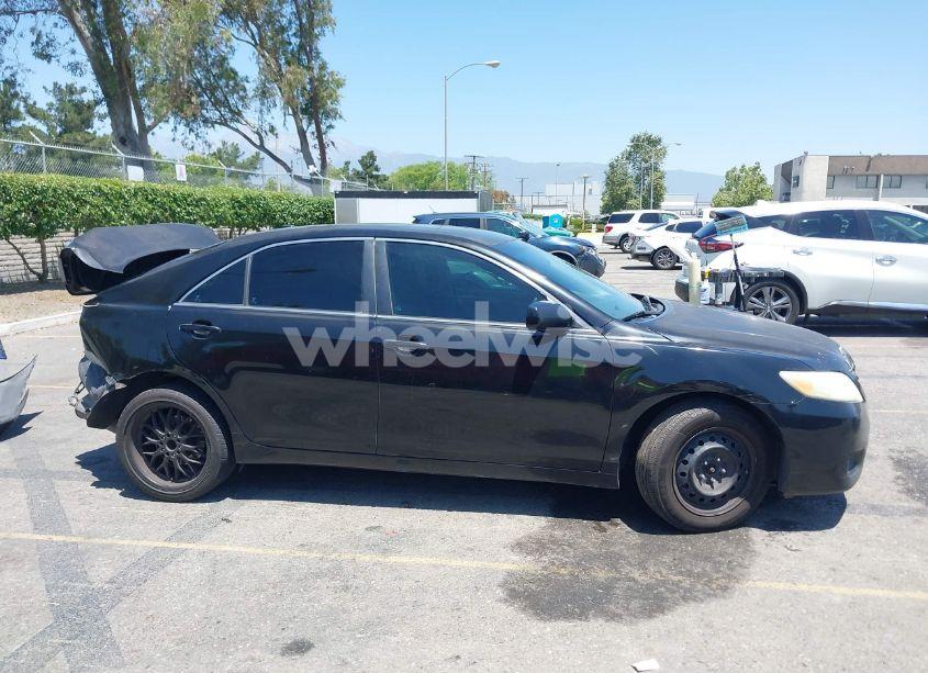 Photo 13 of 2010 Toyota Camry LE (VIN 4T4BF3EK6AR081942)