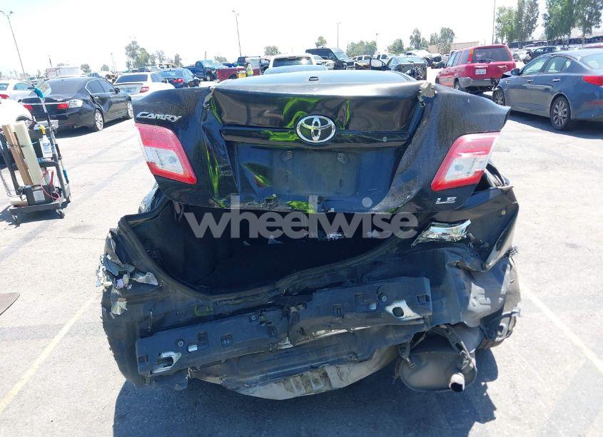 Photo 16 of 2010 Toyota Camry LE (VIN 4T4BF3EK6AR081942)