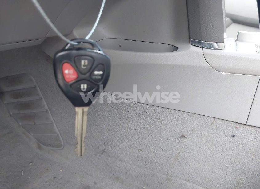 Photo 11 of 2011 Toyota Camry LE (VIN 4T4BF3EK6BR100877)