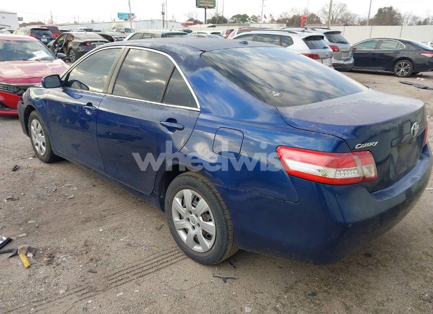 Photo 3 of 2011 Toyota Camry LE (VIN 4T4BF3EK6BR100877)