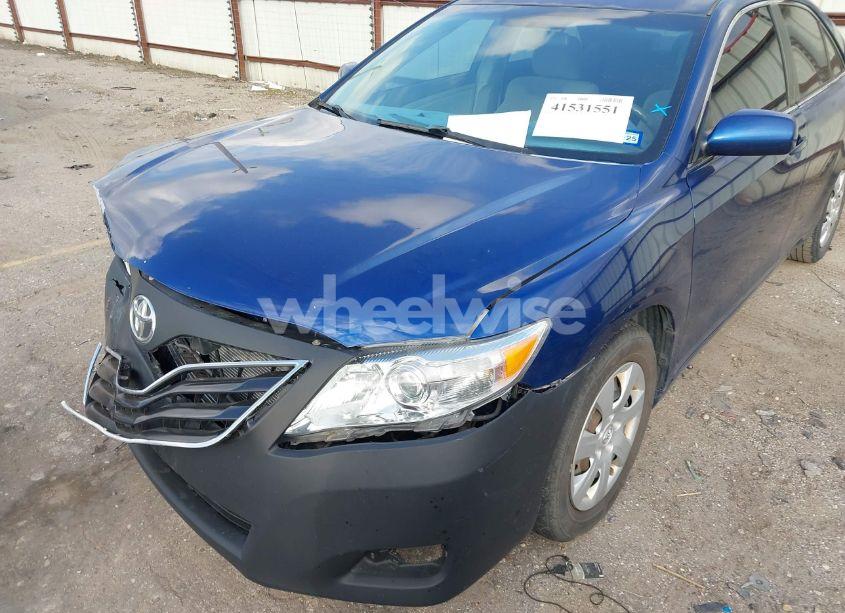 Photo 6 of 2011 Toyota Camry LE (VIN 4T4BF3EK6BR100877)